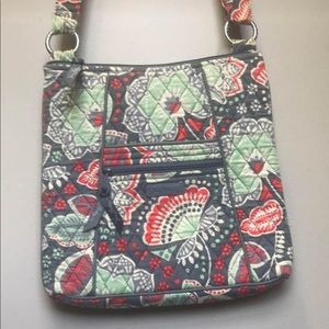 Vera Bradley Hipster Crossbody Purse Nomadic Floral Print
